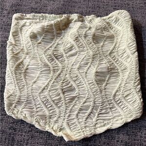 SHEIN Textured Cream Crop Top